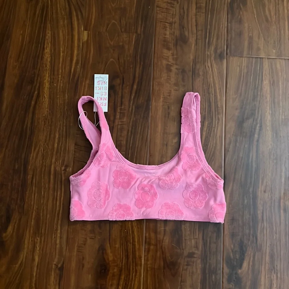Frankies Bikinis Connor Top Haliee Steinfield Size Medium Floral Flowerchild